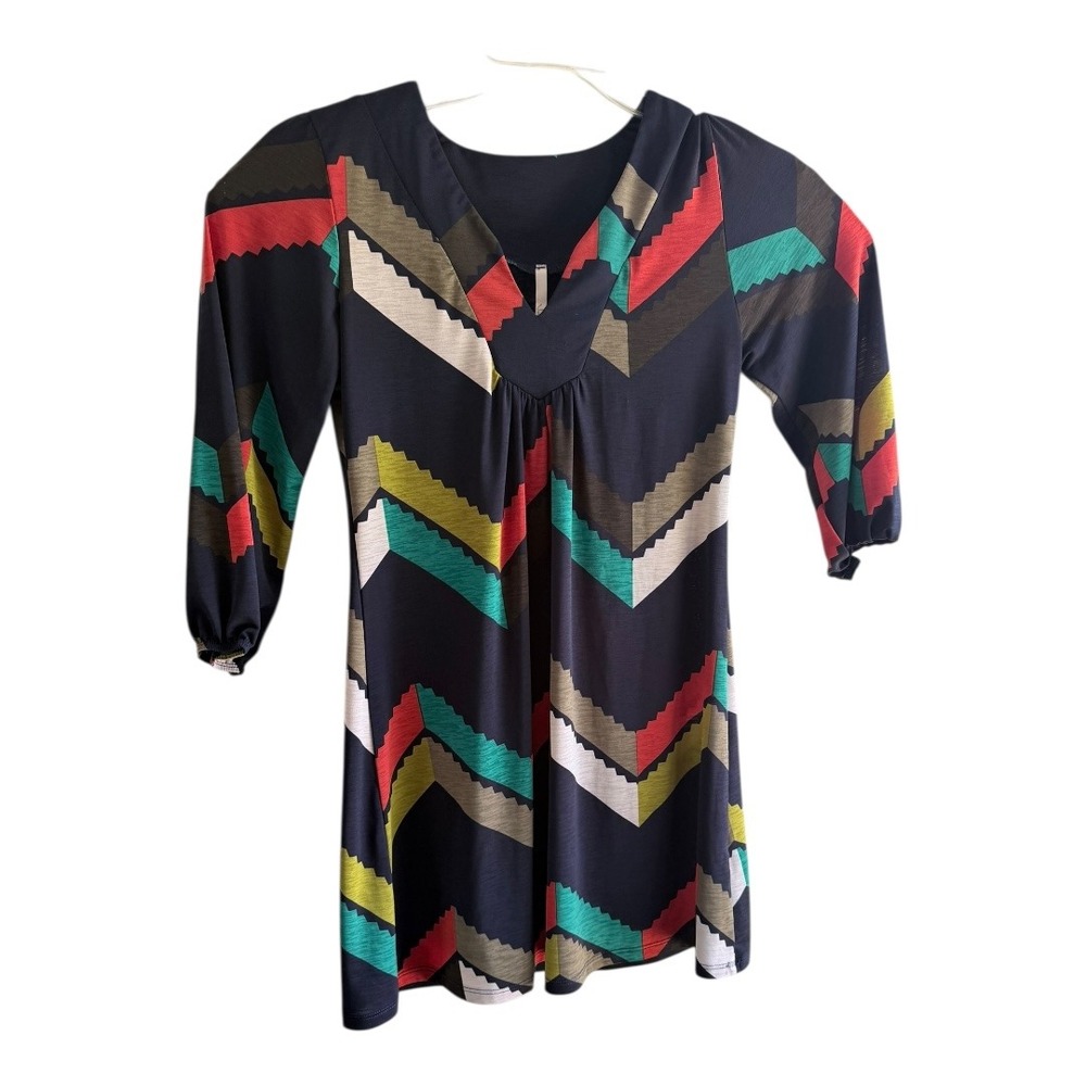Retro Mod Vee Tunic Top Relaxed Small Navy Multi Chevron Print 3/4 Sleeve V-Neck